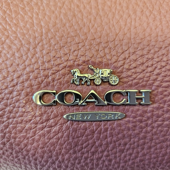 NWT Coach Pebble Leather Mara Hobo Shoulder Bag Style CJ864 Light Raspberry - Picture 2 of 10